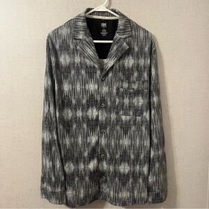 NWT Men’s Frye Flannel Print Notched Set Sleep Wear